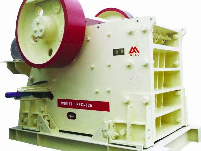 How to avoid the problem of jam low low feeding in jaw crusher? 